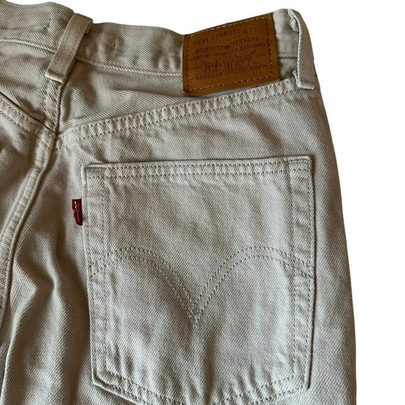 Levi's High Loose Jean in Mushroom Grey - Picture 8 of 8